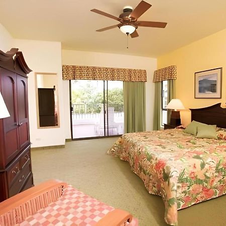 Wyndham Royal Sea Cliff Resort Kailua-Kona Exterior photo