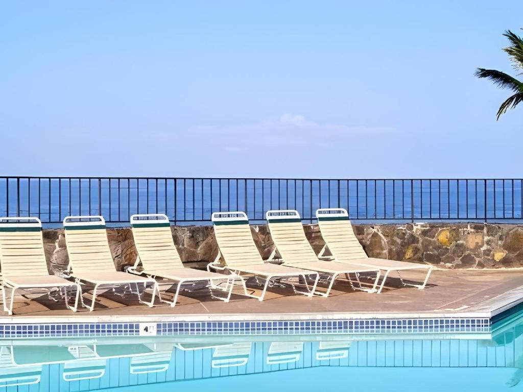 Wyndham Royal Sea Cliff Resort Kailua-Kona Exterior photo