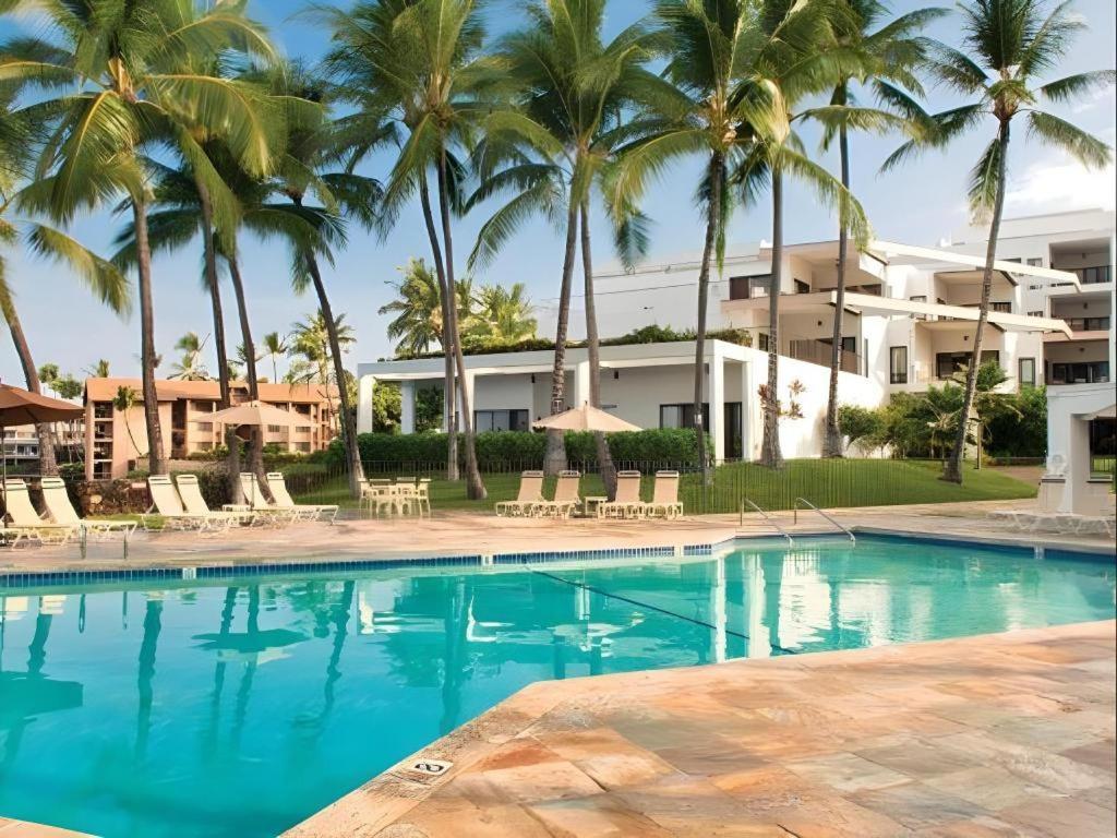 Wyndham Royal Sea Cliff Resort Kailua-Kona Exterior photo